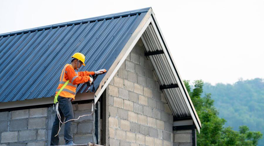 Professional gutter cleaning in Winchester, NH